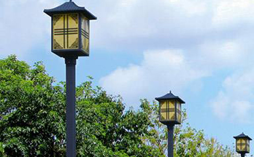 昌吉庭院灯安装间距与布灯设计全解析